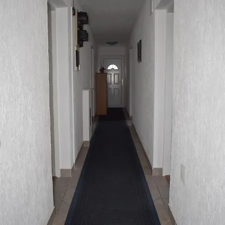 Apartments Zara ザダル