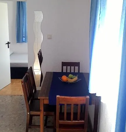 Apartments Zara Apartmán